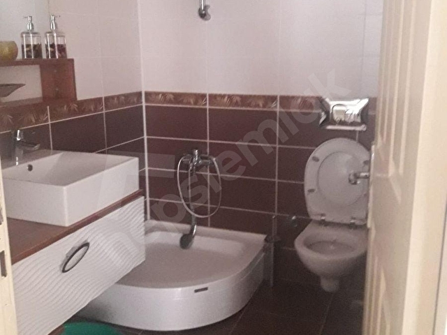 GÜZELCEDE HAVUZLU SİTE İÇİNDE,FULL EŞYALI 5+1 KİRALIK - Görsel 19