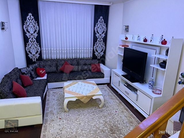 GÜZELCEDE HAVUZLU SİTE İÇİNDE,FULL EŞYALI 5+1 KİRALIK