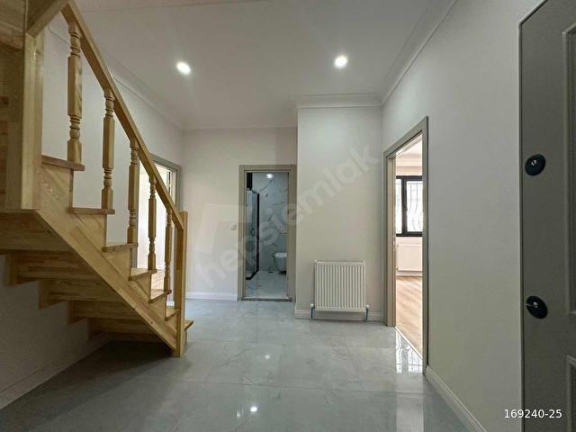 ARNAVUTKÖY KARLIBAYIR MAH SATILIK 2+2 TERS DUBLEX DAİRE - Görsel 3