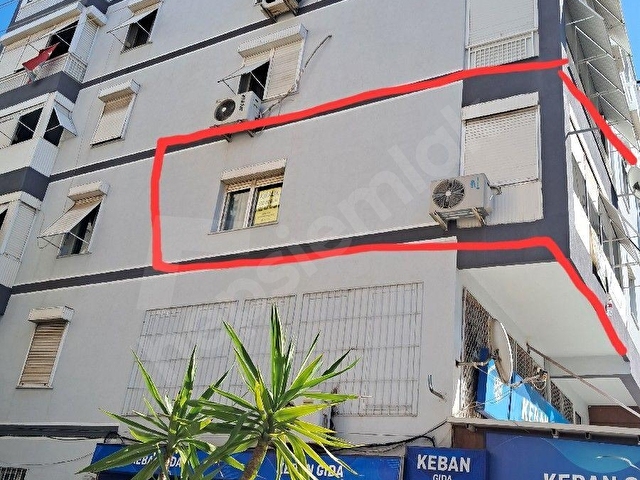 Karşıyaka Bahçelievlerde Cadde üstü Doğalgazlı Kiralık geniş 3+1 ! - Görsel 3