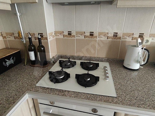 ZAFER GORDİON CAD. ALT GEÇİT YAKINI 3+1/140M² MASRAFSIZ ARA KAT SATILIK DAİRE - Görsel 6
