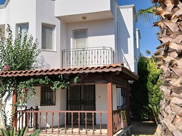 Milas Oren Cokertme Yakinlarind Denize 200m Satilik Ev 48836 80 Hurriyet Emlak