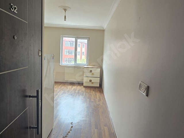 GÖRÜKLE MERKEZDE EŞYASIZ 2+1 KİRALIK DAİRE - Görsel 3