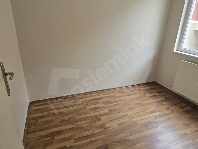 GÖRÜKLE MERKEZDE EŞYASIZ 2+1 KİRALIK DAİRE - Görsel 15
