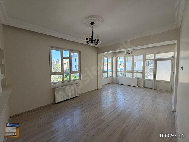 BKC’ den YENİŞEHİR Koç kasabın yanında 3+1 ful bakımlı