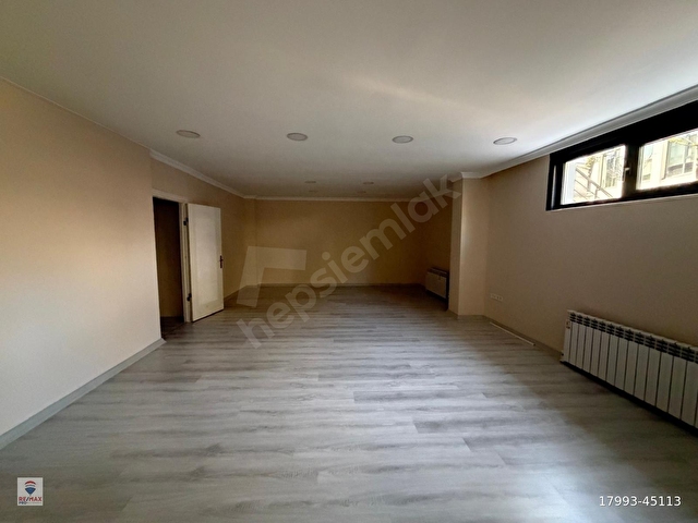 ESENTEPE GAZETECİLER SİTESİNDE METROYA YAKIN YENİ BİNADA OFİS - Görsel 23