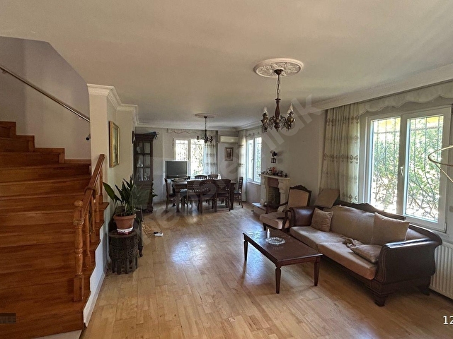 BEYLİKDÜZÜ DEREAĞZINDA 562 M² ARSA İÇİNDE ÖZEL BAHÇELİ MÜSTAKİL - Görsel 11