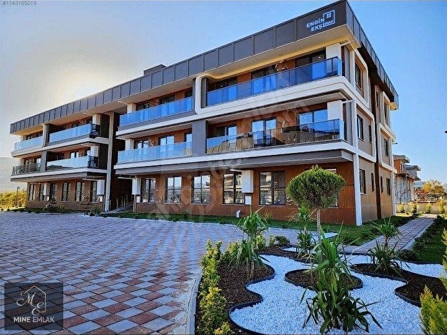 MİNE EMLAKTAN 1.ETAP DÜNYAM REZİDANS ARA KAT KİRALIK 1+1