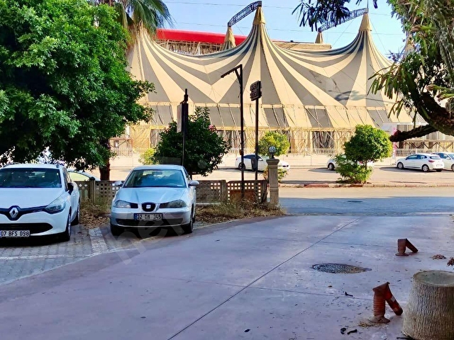 Meltemde Stadyum Yakını 75 M2 Yatırımlık Dükkan