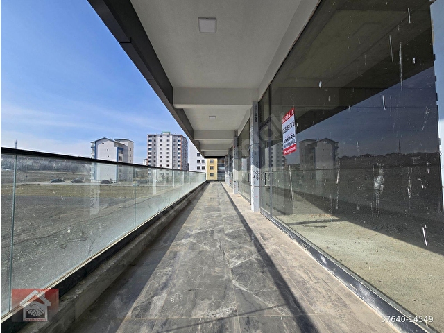AYYILDIZ MAH ETİPORT AVM DE 30 M2 KULLANIŞLI KİRALIK DÜKKAN - Görsel 11