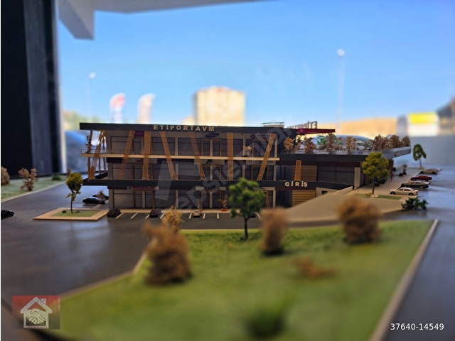 AYYILDIZ MAH ETİPORT AVM DE 30 M2 KULLANIŞLI KİRALIK DÜKKAN - Görsel 4