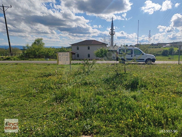 İSTANBUL YOLUNDA 3 EV YAPILABİLİR 1502 M2 ARSA - Görsel 9