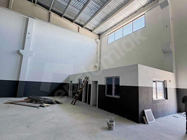 HURDACILAR YENİ TOKİDE 100 KW ENERJİLİ 600M2 KİRALIK DÜKKAN - Görsel 6