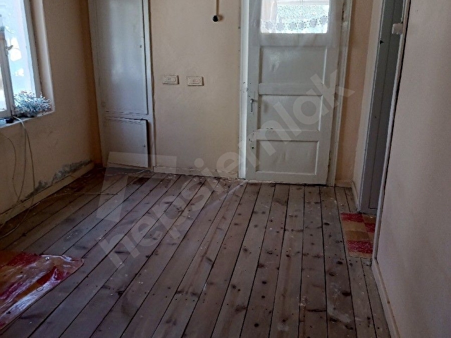 BULDAN YENİCEKENTTE 299 M2 ARSA İÇİNDE MÜSTAKİL BAHÇELİ TAMAMEN DOĞAL KARGİR EV SATILIKTIR - Görsel 12