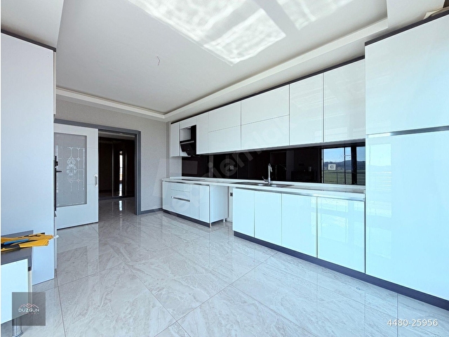 DÜZGÜN EMLAKTAN SEÇKİN SİTEDE K.OTOPARKLI LÜX YAPILI 4+1 GENİŞ DAİRE - Görsel 9