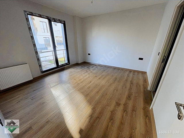 BAHÇEŞEHİR MABEYN KONAKLARINDA 4+1 KİRALIK YENİ SİTEDE DAİRE - Görsel 5