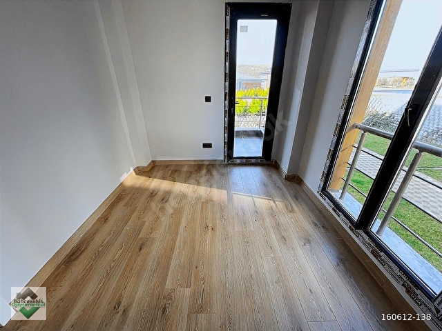 BAHÇEŞEHİR MABEYN KONAKLARINDA 4+1 KİRALIK YENİ SİTEDE DAİRE - Görsel 15