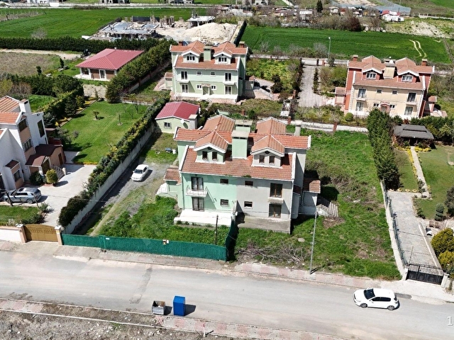 Arnavutköy Haraççı Pegasus Bölgesinde Satılık Villa - Görsel 17