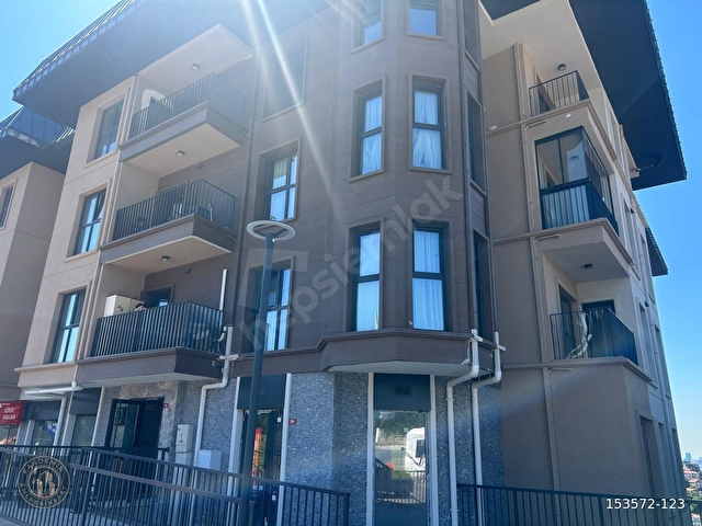 ÜSKÜDAR MEHMET AKİF ERSOYDA YENİ SİTE MERKEZİ KONUM 2+1 SATILIK