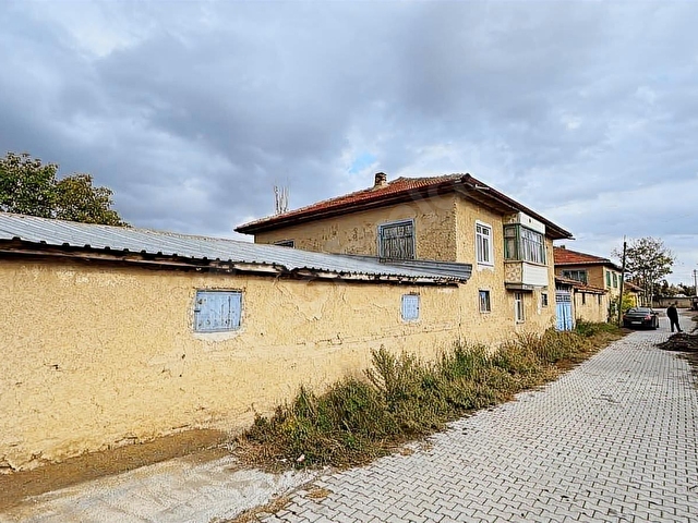 TERKENLİ EMLAK tan ORTAKÖY MAH 2 KAT MÜSTAKİL EV / 950 m2 ARSA - Görsel 2