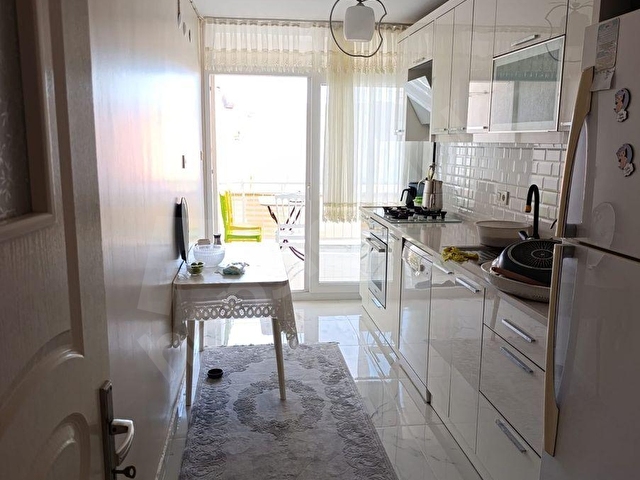 YEŞİLYURT REFETBELE ASANSÖRLÜ OTOPARKLI İÇİ YAPILI DAİRE - Görsel 11
