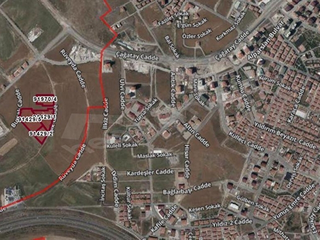 ÖZGÜL EMLAKtan BAĞLUMUN EN GÜZEL YERİ DEDEARDINDA UYGUN SİTE ARSASI - Görsel 3