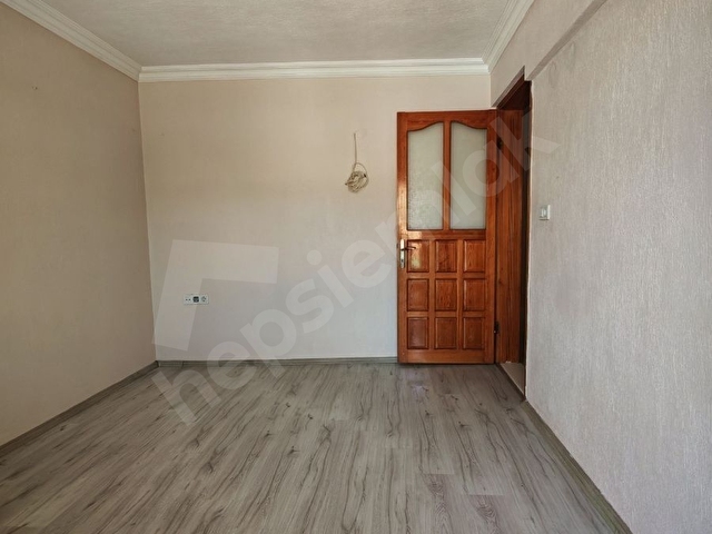 BORNOVA KARACAOĞLAN MAHALLESİNDE 3+1 KİRALIK DOĞALGAZLI DAİRE - Görsel 11