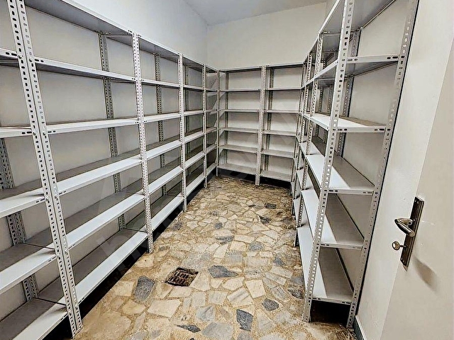 DÜZ GİRİŞ ARAÇ KÜÇÜK ARAÇ YANAŞABİLEN DEPO DÜKKAN - Görsel 19