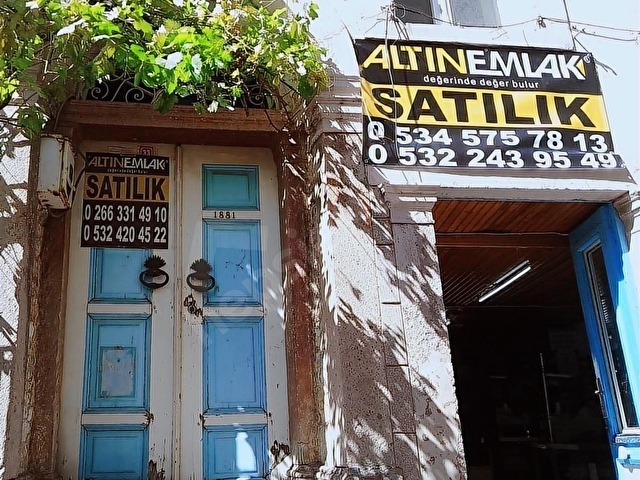 Ayvalık Fevzipaşa - Vehbibey Satılık