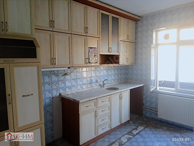 AK-44M DEN NUMUNE HAST. YAKININ DA SATILIK 3 CEPHELİ 4+1 DAİRE - Görsel 15
