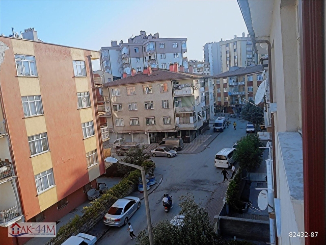 AK-44M DEN NUMUNE HAST. YAKININ DA SATILIK 3 CEPHELİ 4+1 DAİRE - Görsel 2