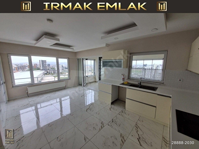 Bağlıca Satılık Site İçinde K.Otoparklı Ara Kat 4+1 Daire