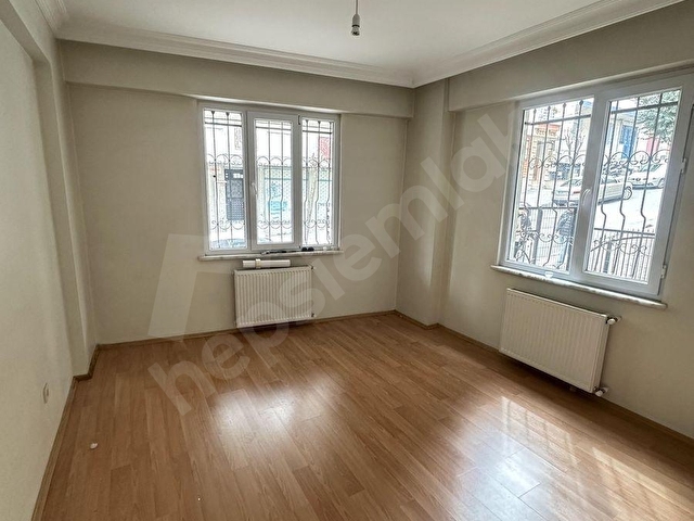 YAZICI EMLAKTAN MAHMUTBEY CADDESİNE YAKIN 2+1 YÜKSEK GİRİŞ DAİRE - Görsel 5