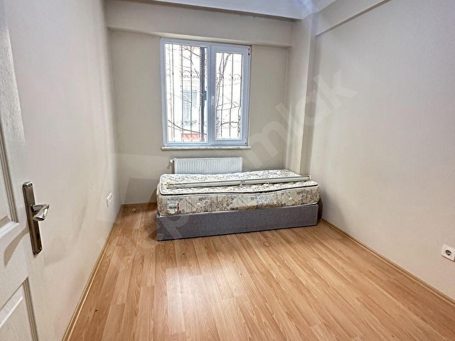 YAZICI EMLAKTAN MAHMUTBEY CADDESİNE YAKIN 2+1 YÜKSEK GİRİŞ DAİRE - Görsel 10