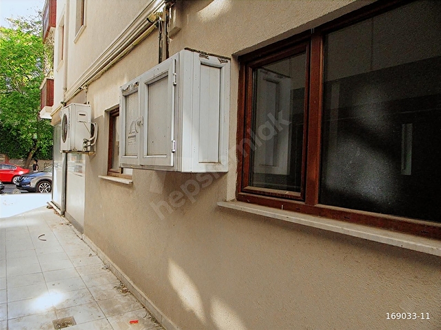cadde üzerinde düzayak depolu 300m2 dükkan 15.750.000tl - Görsel 5