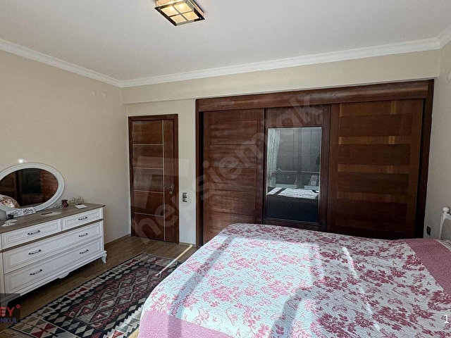 Narlıdere Asmira Prenarda Havuz Ve Deniz Manzaralı Daire - Görsel 9