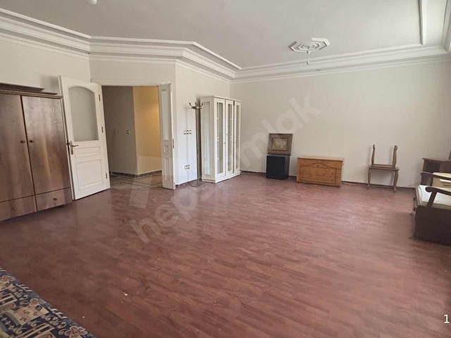 YEŞİLKÖY KAPİTAL GAYRİMENKUL,DEN YEŞİLKÖYDE 3+1 130 MK BAHÇE K. - Görsel 2
