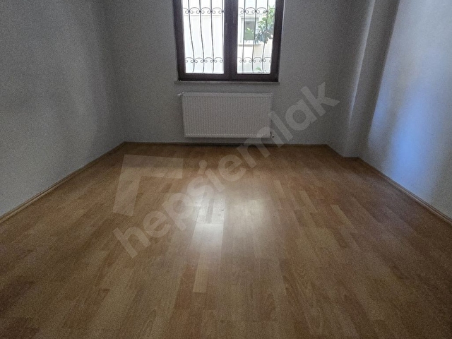 ESENLER MAH.METROYA YÜRÜME MESAFESİNDE 1+1 KİRALIK 70M2 DAİRE - Görsel 14