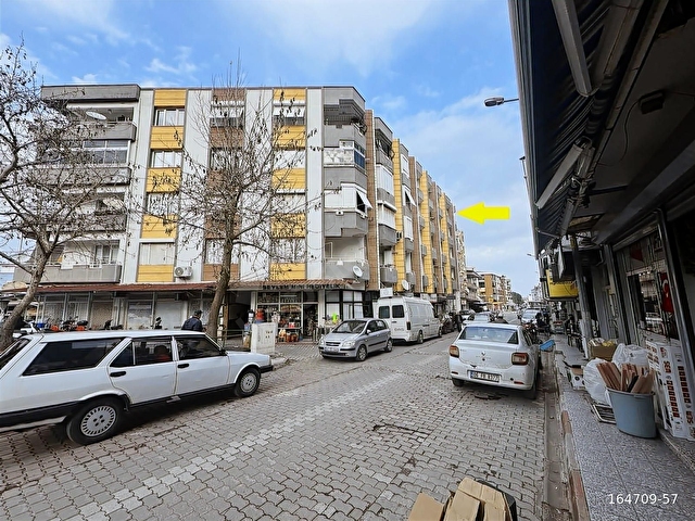 ^^Satılık 3+1 Doğalgazlı Daire Çarşı Merkez de^^