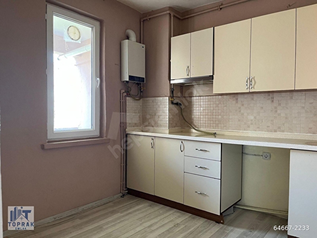 TOPRAK EMLAKTAN ULUÖNDER MH/ARA KAT /ÇİFT BALKONLU/KİRALIK 3+1 - Görsel 8