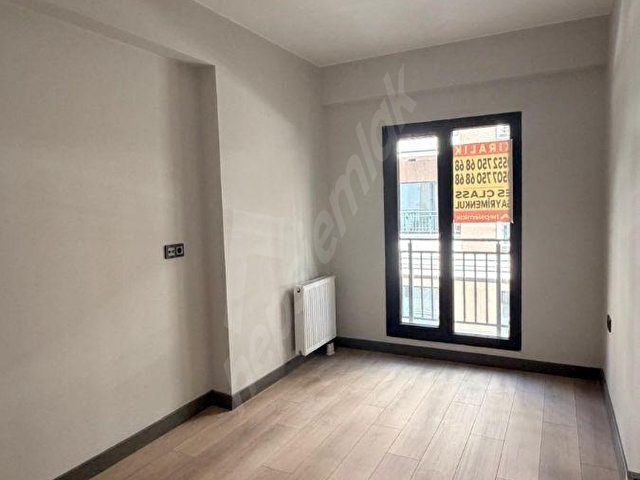 ÇARŞI MERKEZDE KENTSEL DÖN. ALANINDA 3+1 KİRALIK DAIRE - Görsel 8