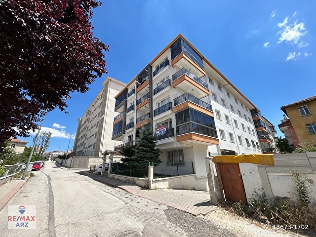 ALTINDAĞ BATTALGAZİ MAHALLESİ LÜKS YAPILI SATILIK ARAKAT DAİRE - Görsel 2