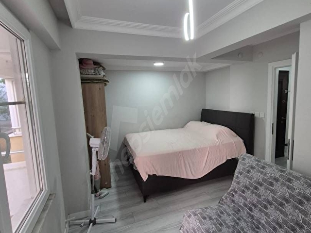Günlük Kiralık 1 Odalı Daire - Balıkesir Edremit Altınkum Mahallesi - 5 Kişi Kapasiteli