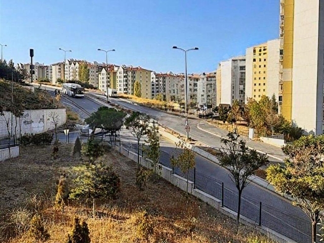 POLAT LIVE EMLAKTAN GENİŞ VE FERAH, 3+1 EBEVEYN BANYOLU DAİRE - Görsel 10