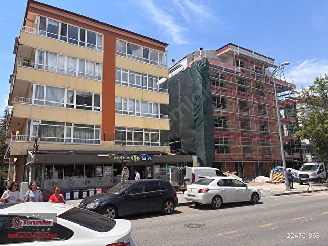 MİLLİ KÜTÜPHANE METROSU YAKINI ÖN CEPHE GENİŞ BAKIMLI 3+1 - Görsel 3