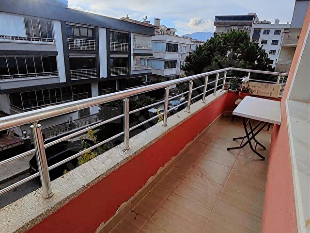 MİMARSİNANDA GENİŞ 2+1 KULLANIŞLI DAİRE - Görsel 11