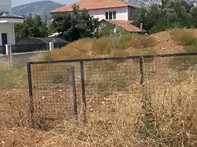 DÖŞEMEALTI ORTA MAHALLEDE SATILIK İKİ VİLLALIK PROJELİ VE RUHSATLI ARSA - Görsel 4