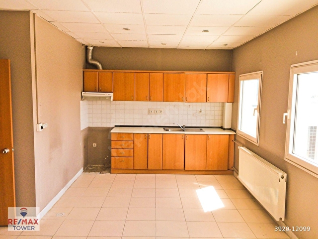 Bağdat Cad. Ece İş Merkezinde KDV Avantajlı 400 m² Ofis - Görsel 6