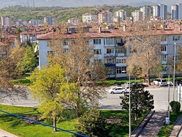 HÜRRİYET A 101 MARKET YANI SATILIK DAİRE