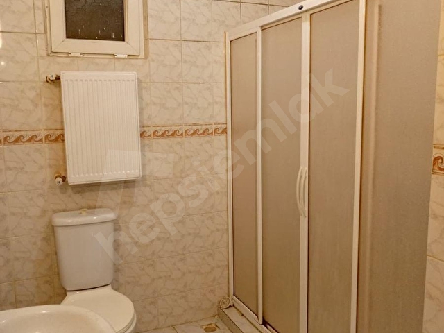 BALIKESİR ALTIEYLÜL KASAPLAR MAHALLESİNDE 3+1 135M2 KİRALIK DAİRE - Görsel 8